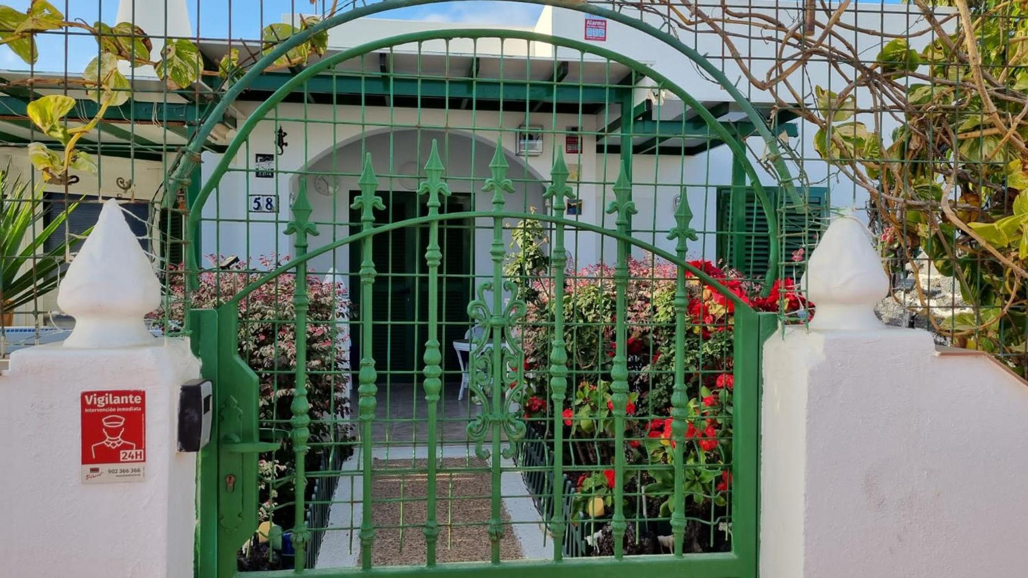 Apartamento Bungalows Isabel Maria بلايا بلانكا المظهر الخارجي الصورة