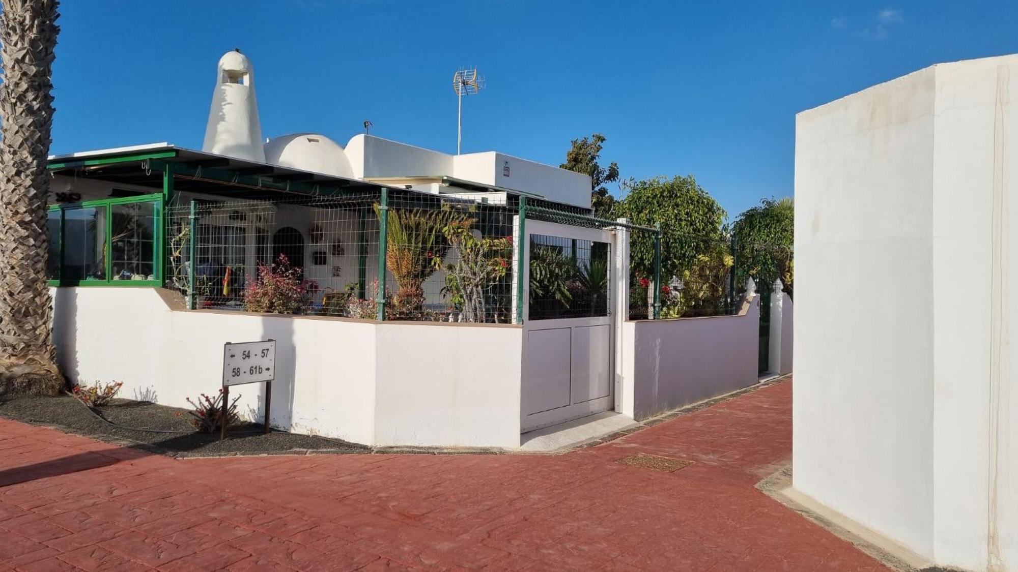 Apartamento Bungalows Isabel Maria بلايا بلانكا المظهر الخارجي الصورة
