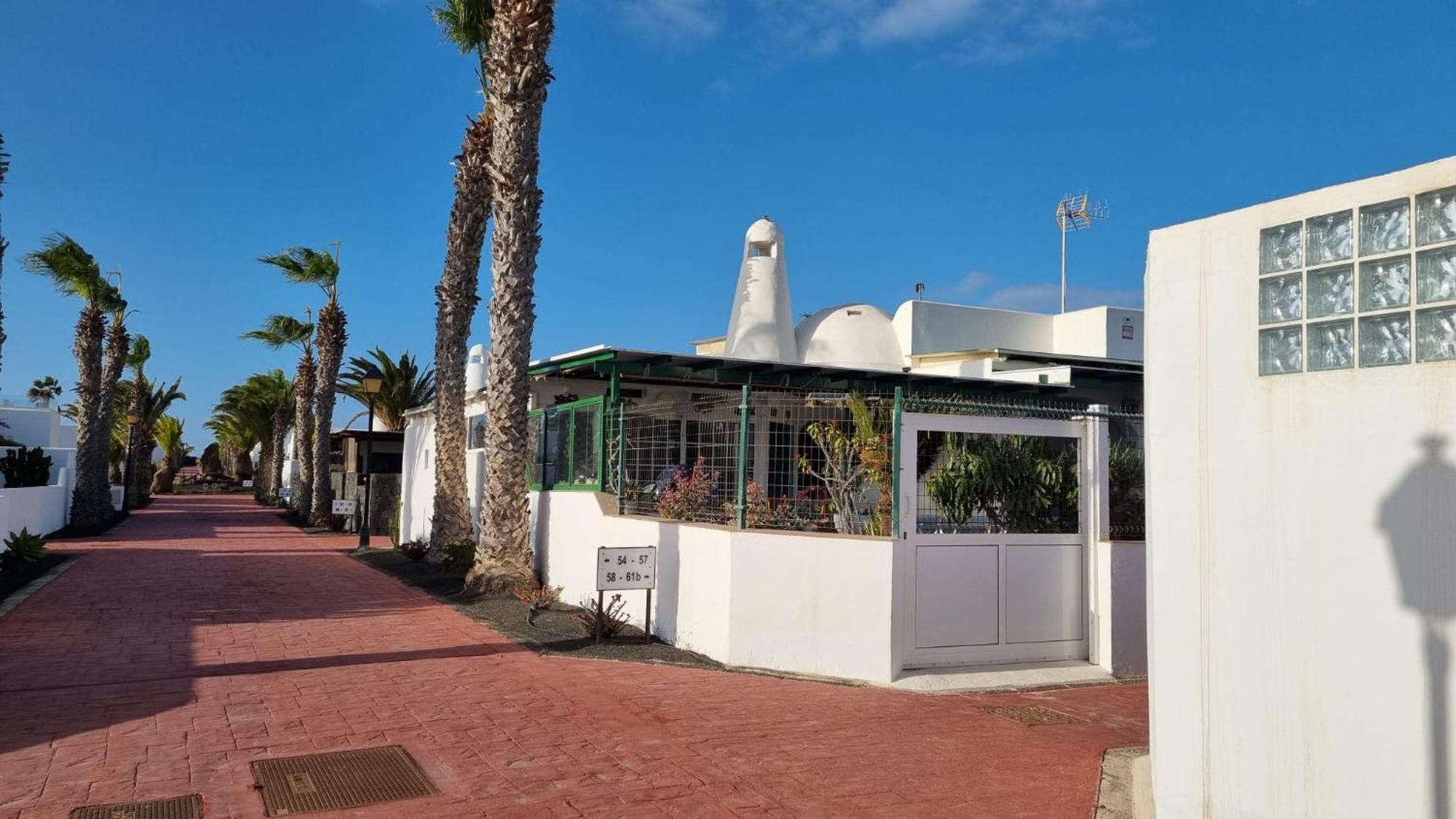 Apartamento Bungalows Isabel Maria بلايا بلانكا المظهر الخارجي الصورة